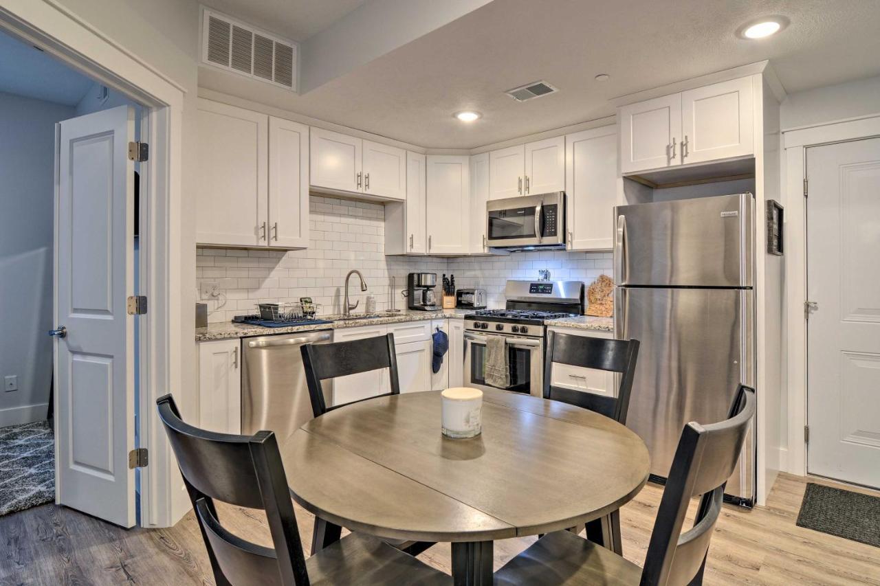 Modern Traverse City Condo About 1 Mi To Bay! Экстерьер фото